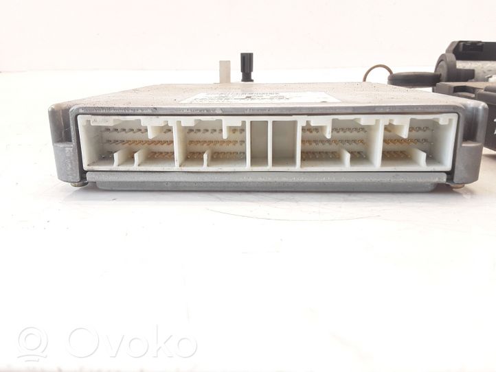 Nissan Primera Komputer / Sterownik ECU i komplet kluczy 23710AU601