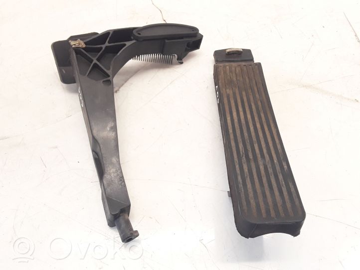 Mercedes-Benz E W124 Pedale dell’acceleratore 1263000504