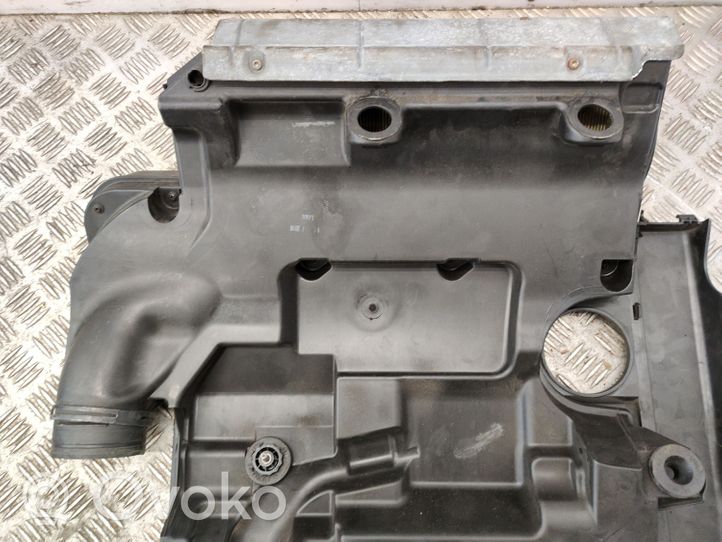 Volkswagen Golf V Cubierta del motor (embellecedor) 06F133837T