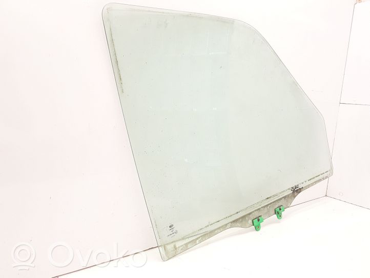 Nissan Serena Front door window glass four-door 43R000257