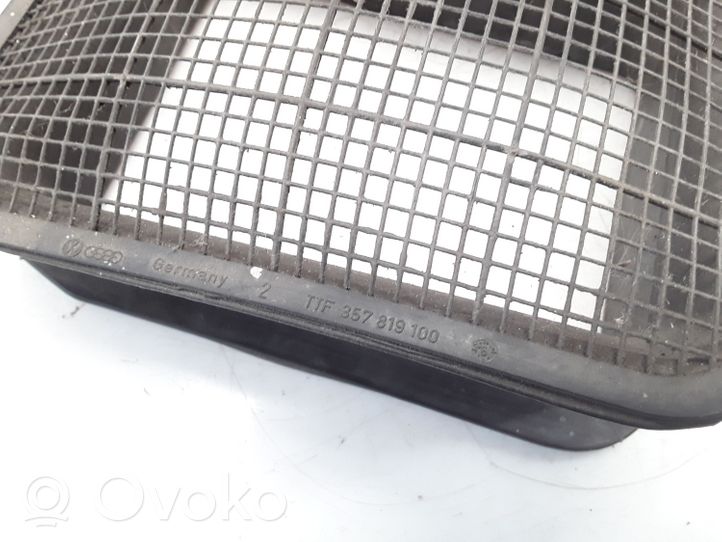 Volkswagen Golf II Cabin air micro filter cap 191819098A