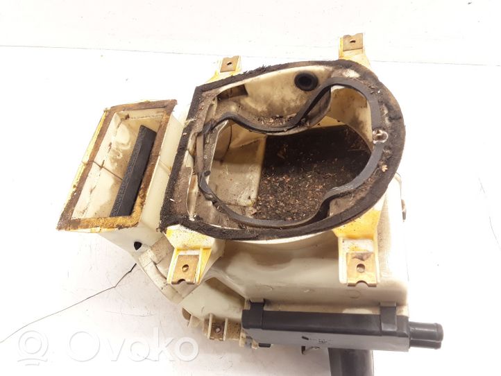 Audi 80 90 B2 Interior heater climate box assembly housing 811819096