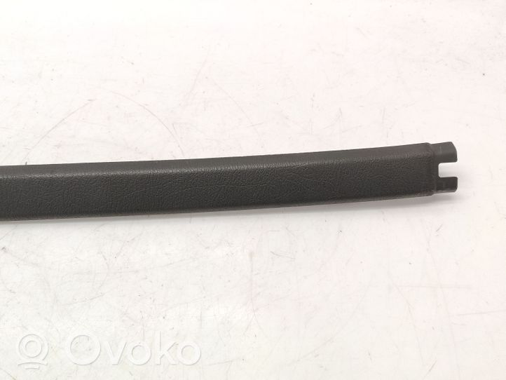 Mazda 929 Altro elemento di rivestimento della portiera posteriore H26068121