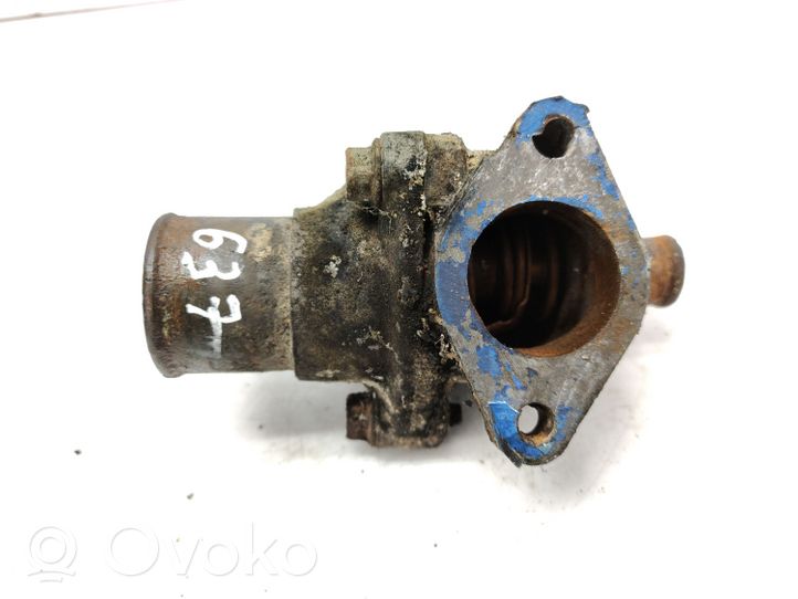 Mazda 929 Thermostat / Thermostatgehäuse 