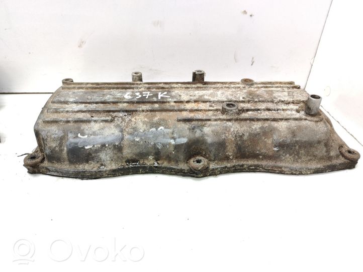 Mazda 929 Copertura per bilanciere albero a camme 