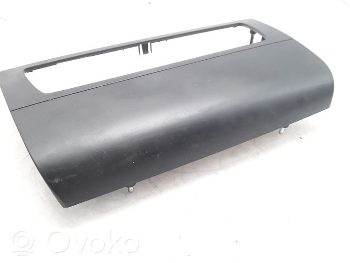 BMW 1 E81 E87 Rivestimento del pannello 6976846