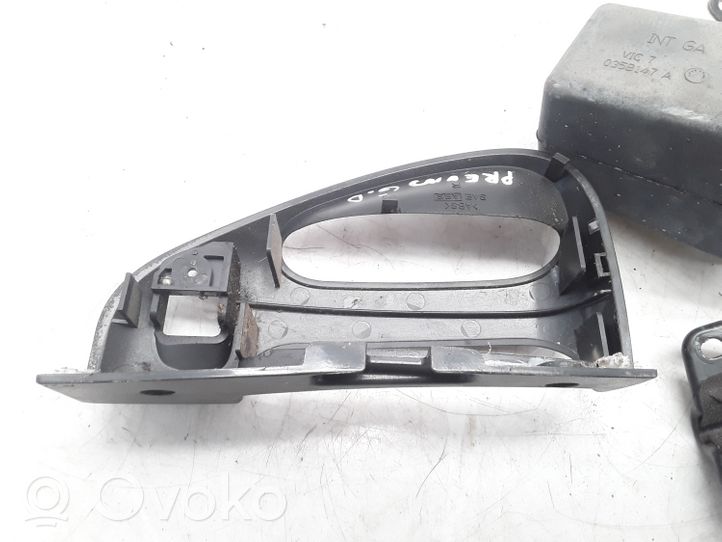 Toyota Previa (XR30, XR40) II Liukuoven suojatulppa 6752128020