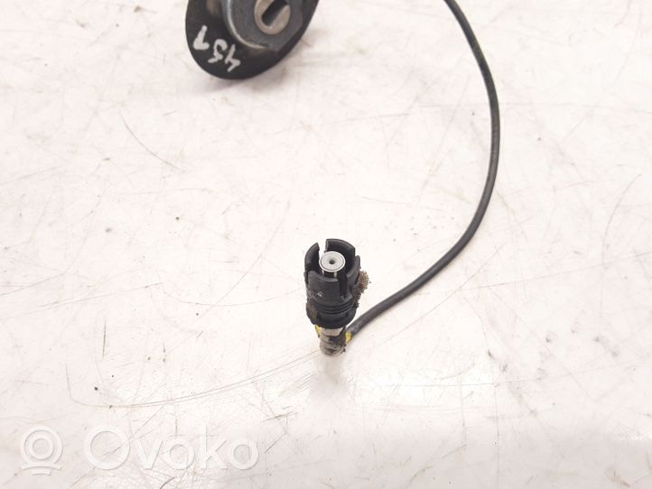 Peugeot 406 Radio antena 