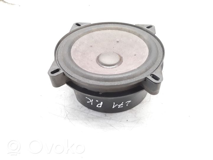 Volvo S40, V40 Etuoven kaiutin 30858464