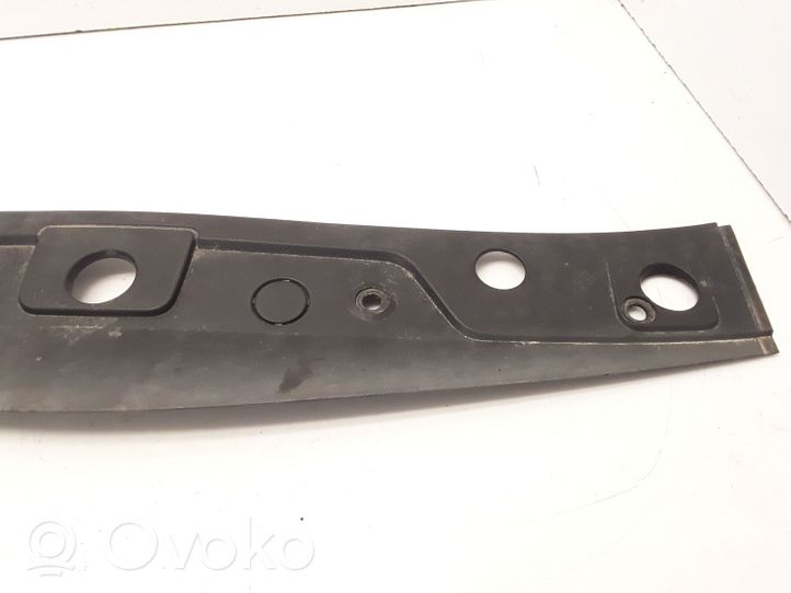 Renault Megane II Radiator trim 8200116717