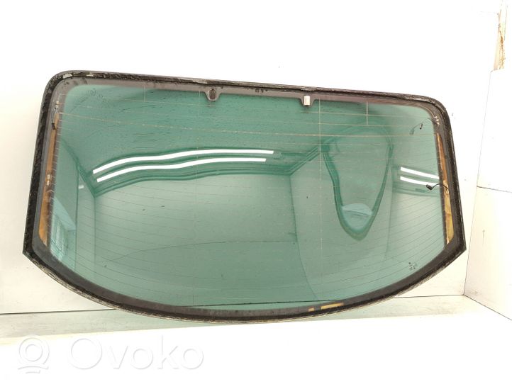 Volkswagen PASSAT CC Rear windscreen/windshield window 43R000134