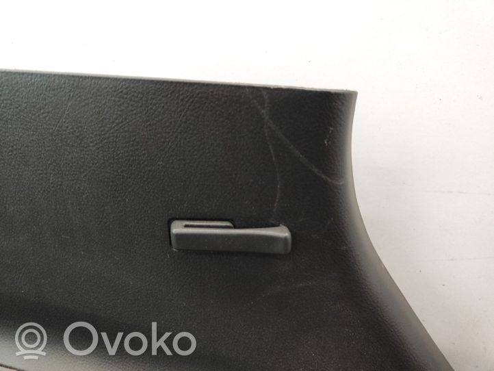 Toyota RAV 4 (XA30) Dolny panel schowka koła zapasowego 647400R010