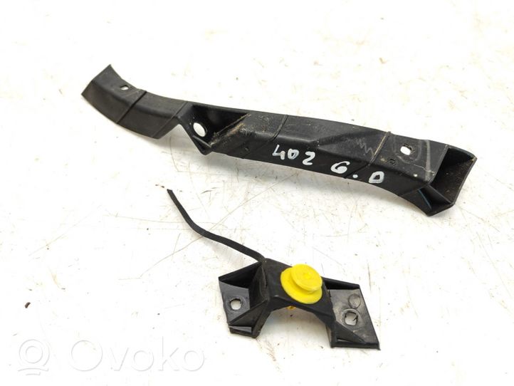 Seat Toledo III (5P) Support de pare-chocs arrière 5P5867966