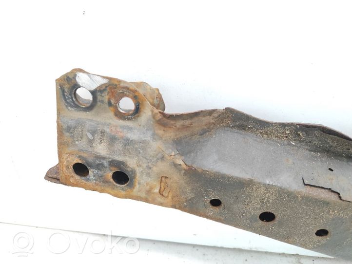 Toyota RAV 4 (XA30) Traverse inférieur support de radiateur 