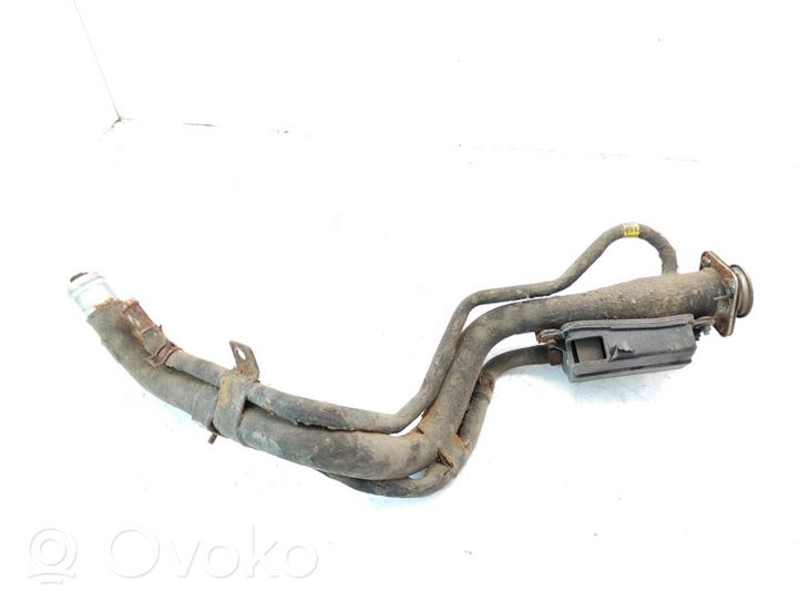 Hyundai Sonata Tuyau de remplissage de réservoir de carburant 314532D530