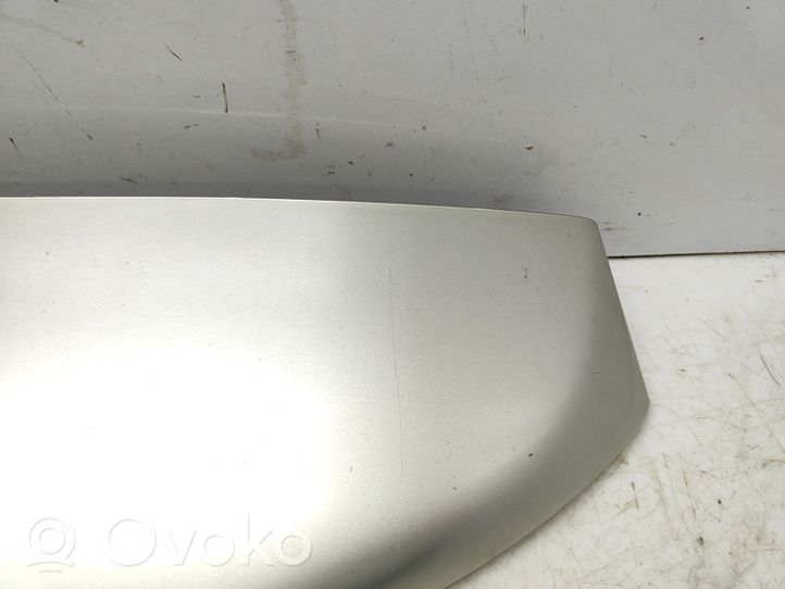 Toyota Avensis T250 Spoileris galinio dangčio 7608505050