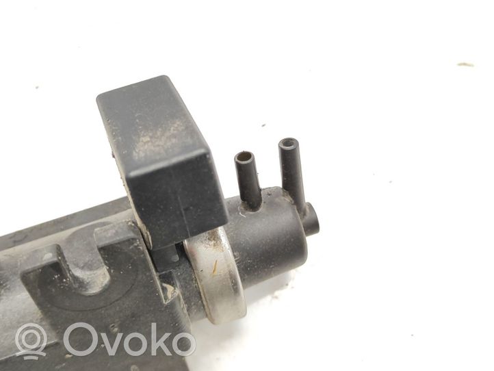 BMW X3 E83 Solenoidinis vožtuvas 72279600