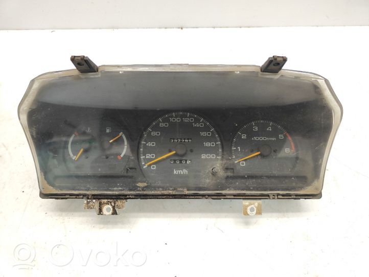 Mitsubishi Space Wagon Compteur de vitesse tableau de bord MR240564