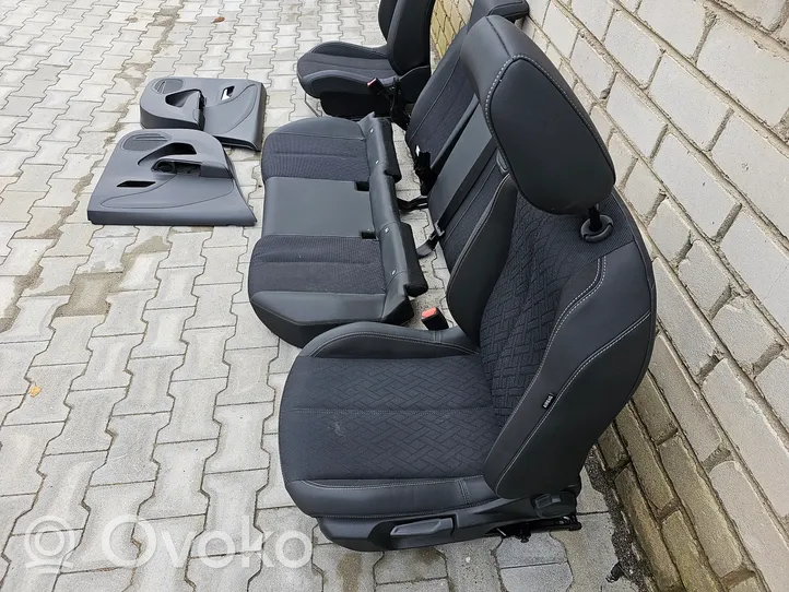 Opel Corsa F Set sedili 