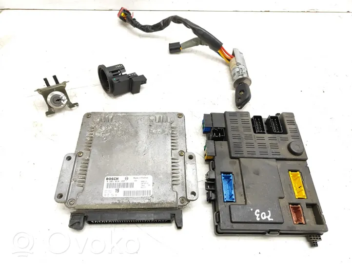 Citroen Xsara Picasso Komputer / Sterownik ECU i komplet kluczy 0281010137