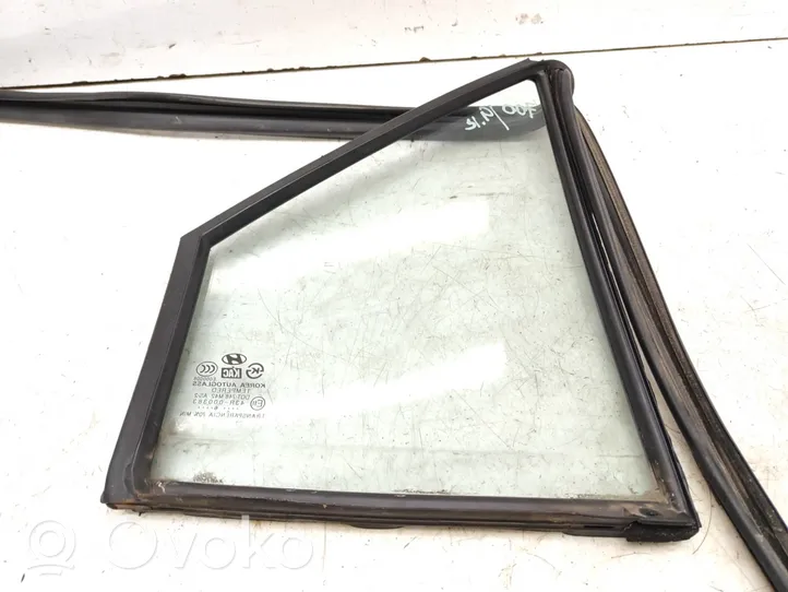 Hyundai Sonata Rear vent window glass 43R0000383