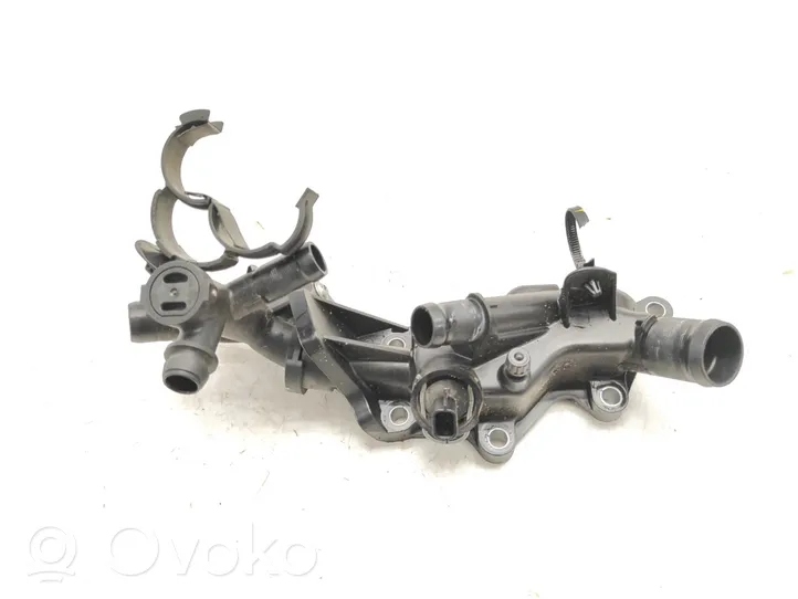 Nissan Qashqai Tuyau de liquide de refroidissement moteur 110608635R