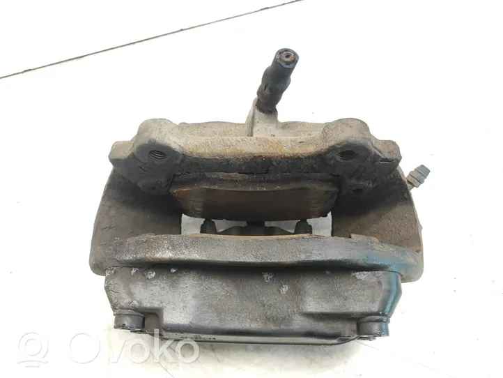 Mercedes-Benz CLS C219 Caliper de freno delantero 2070470311