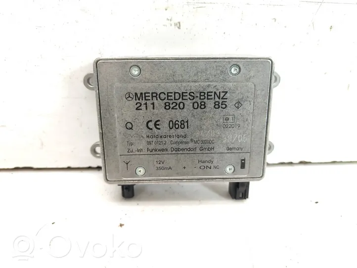 Mercedes-Benz CLS C219 Amplificatore antenna 2118200885