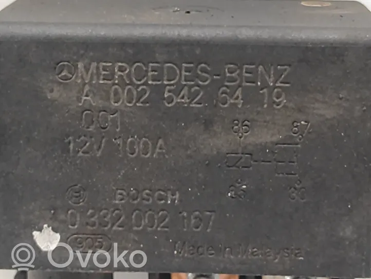 Mercedes-Benz CLS C219 Autres relais A0025426419