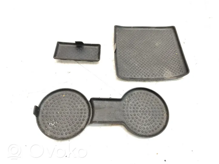 Volkswagen Golf VII Panelės stalčiuko/lentinėlės paklotėlis 5G0863301N