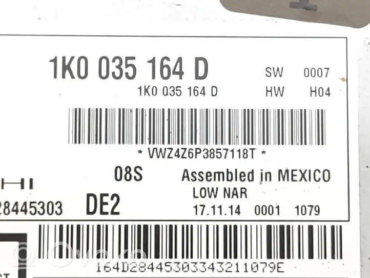 Volkswagen PASSAT B7 Unité principale radio / CD / DVD / GPS 1K0035164D