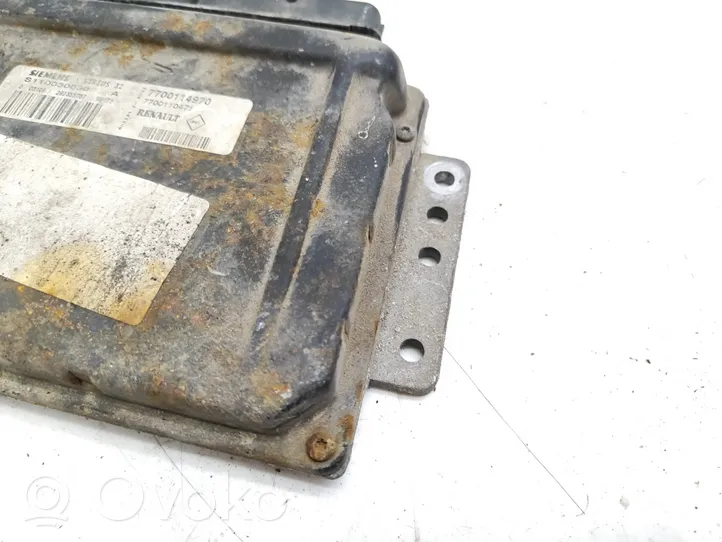 Renault Megane I Calculateur moteur ECU 7700114970