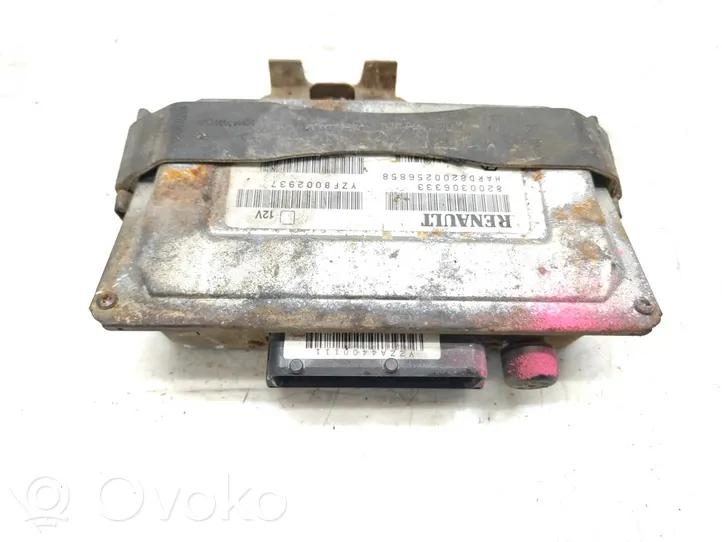 Renault Espace IV Module de contrôle de boîte de vitesses ECU 8200306333