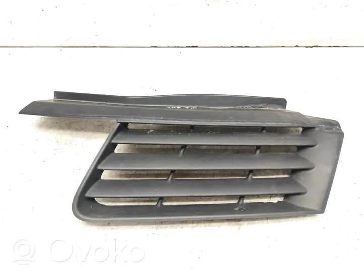 Renault Espace IV Grille calandre supérieure de pare-chocs avant 