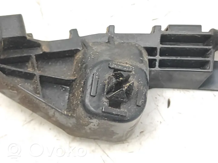 Suzuki Swift Staffa di rinforzo montaggio del paraurti anteriore 7173253R0