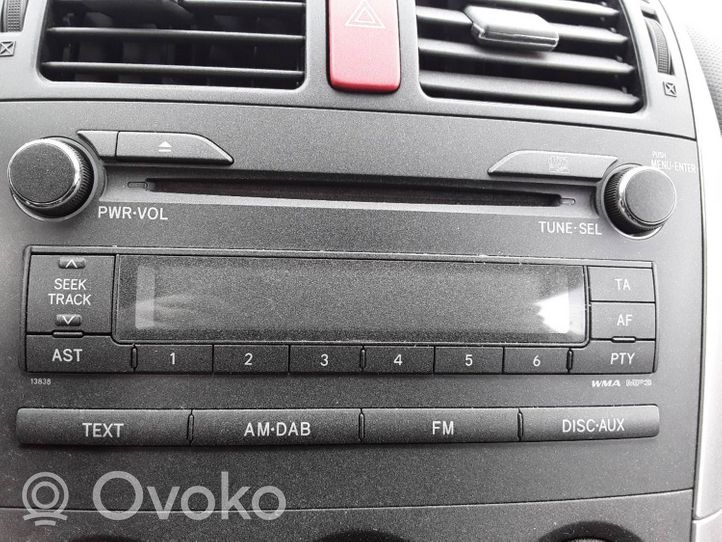 Toyota Auris E180 Panel / Radioodtwarzacz CD/DVD/GPS 8612002A50