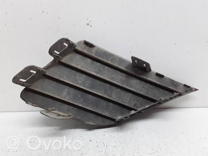 Toyota Avensis T270 Atrapa chłodnicy / Grill 5312805020