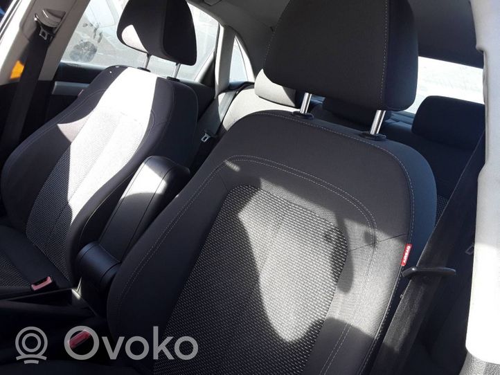 Seat Exeo (3R) Priekšējais vadītāja sēdeklis 