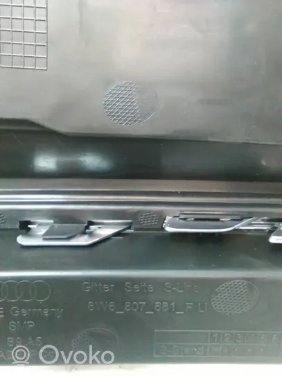 Audi A5 Grille inférieure de pare-chocs avant 8W6807881F