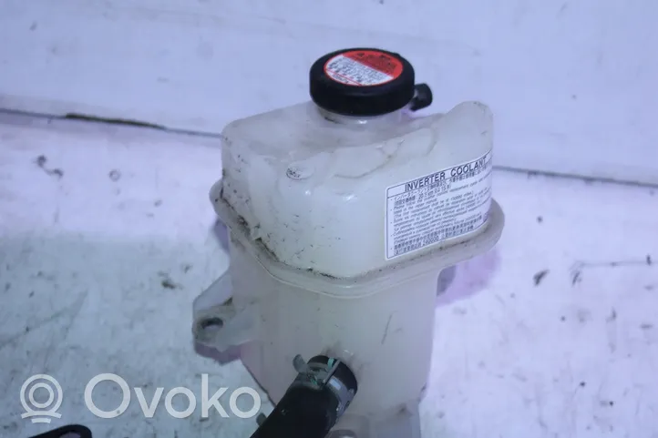 Toyota Auris E180 Pompe à eau de liquide de refroidissement G904052010
