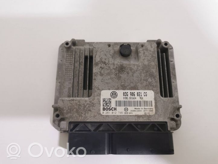 Volkswagen Caddy Calculateur moteur ECU 03G906021CG