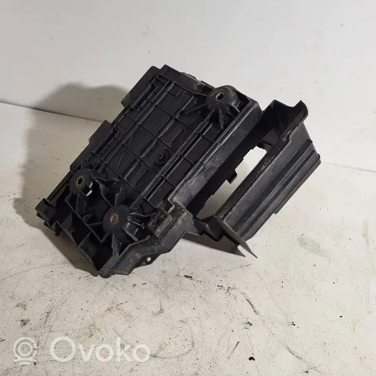 Renault Espace -  Grand espace IV Support boîte de batterie 8200208056