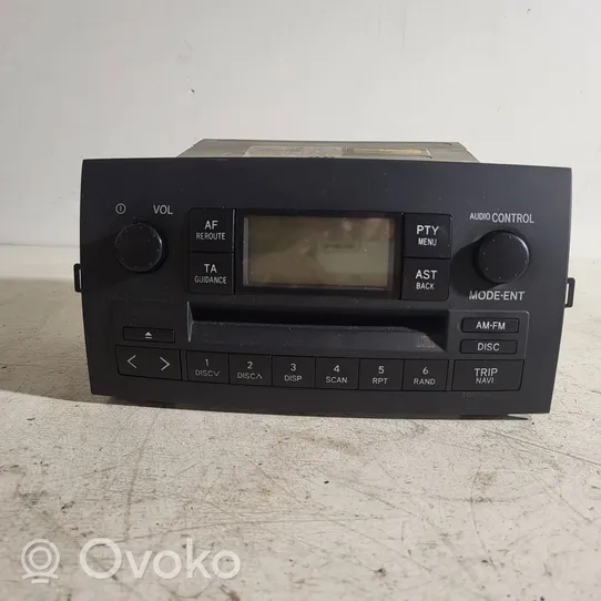 Toyota Corolla Verso AR10 Unité principale radio / CD / DVD / GPS 8612013060B0