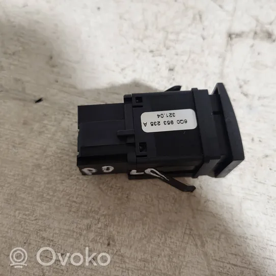 Volkswagen Polo Hazard light switch 6Q0953235A