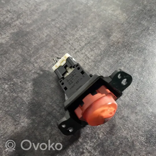 Nissan Almera Tino Hazard light switch 06016