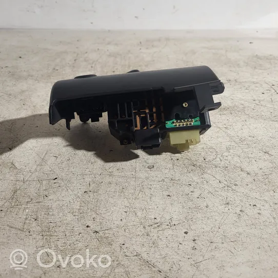 Chrysler Voyager Interruptor de luz 9575541K