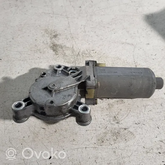 Volvo 850 Moteur de lève-vitre de porte avant 186447000