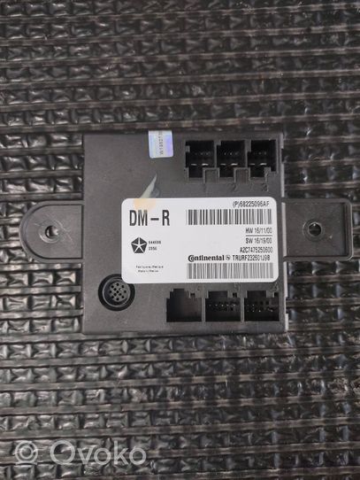 Chrysler Pacifica Sliding door control unit/module 68225096AF