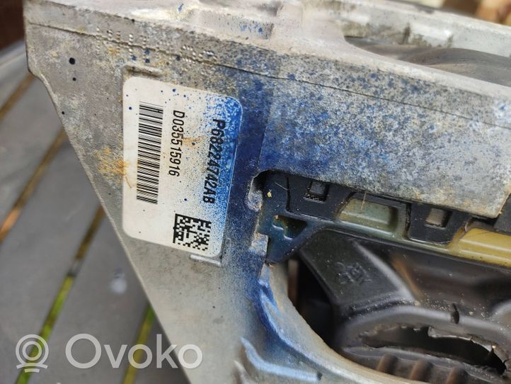 Chrysler Pacifica Подушка коробки передач P68224742AB