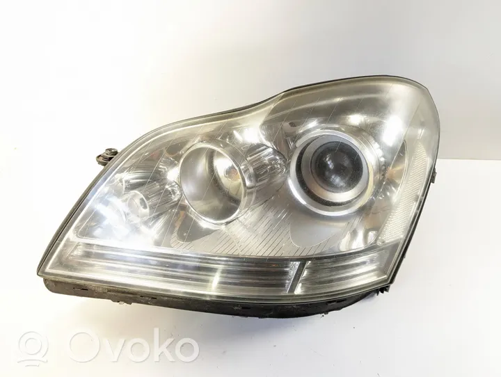 Mercedes-Benz GL X164 Lampa przednia A1648260391